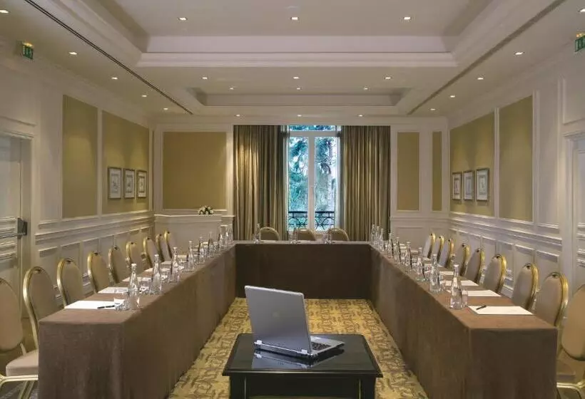 Intercontinental Hotels Chantilly Chateau Mont Royal, An Ihg