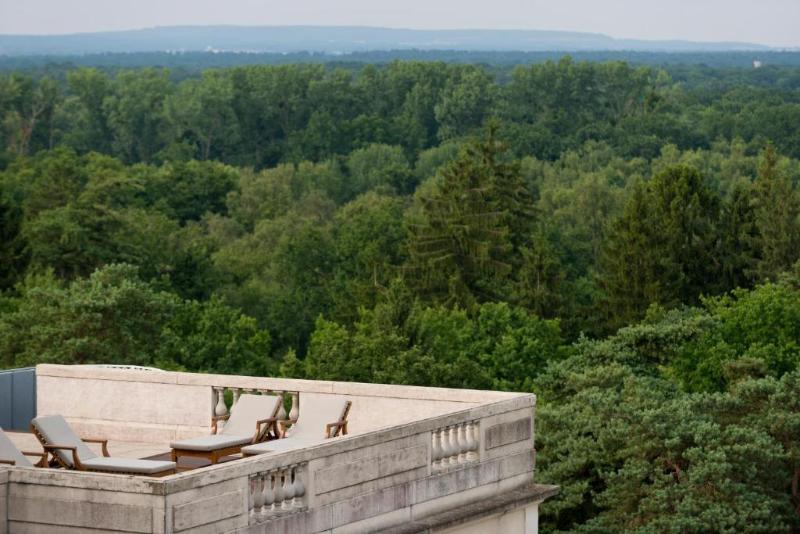 Intercontinental Hotels Chantilly Chateau Mont Royal, An Ihg