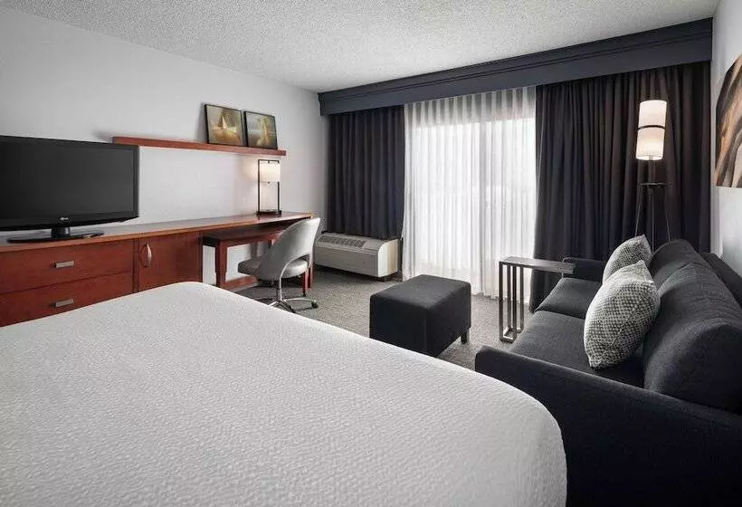 ホテル Courtyard By Marriott Pleasanton
