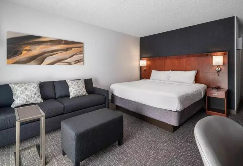 ホテル Courtyard By Marriott Pleasanton