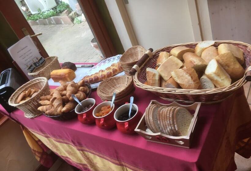 בית מלון כפרי Logis Hôtel Restaurant Aux Bruyères