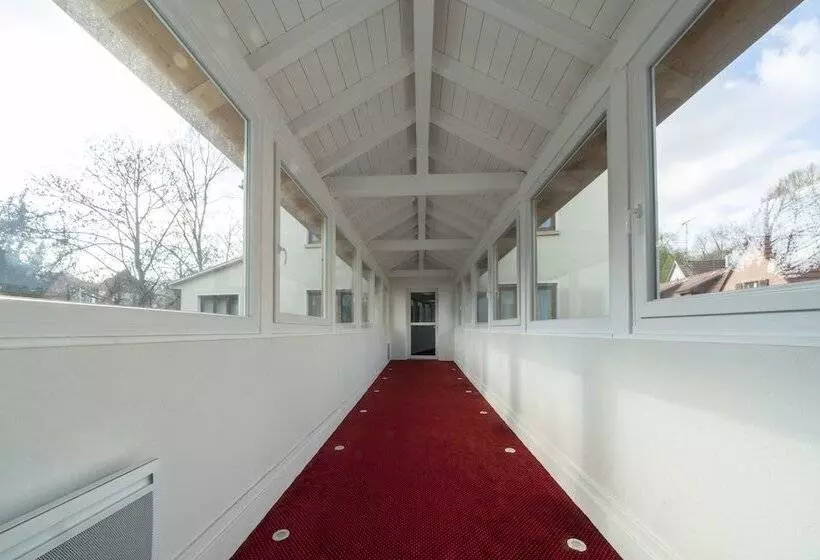 Отель Hôtel Du Parc, Restaurant, Spa & Wellness