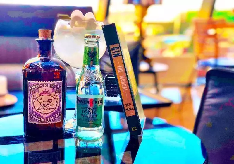 هتل Keflavik By Reykjavik Keflavik Airport