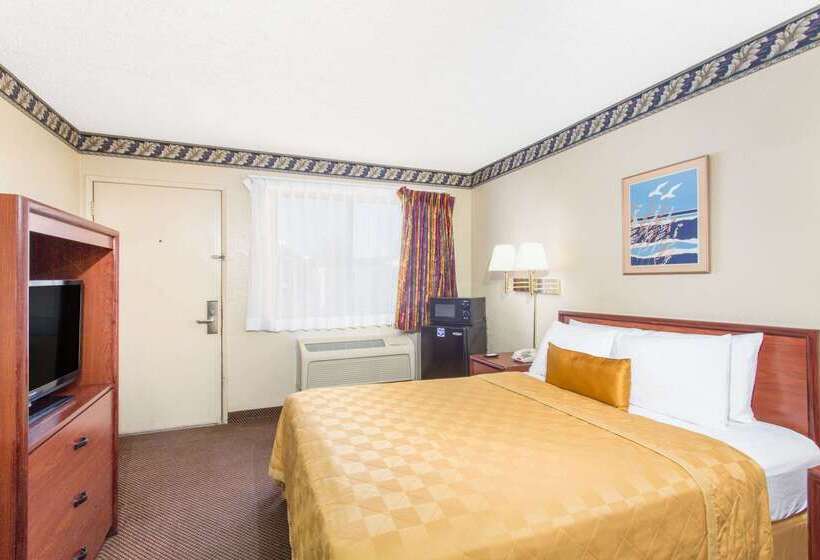 Отель Knights Inn Madera