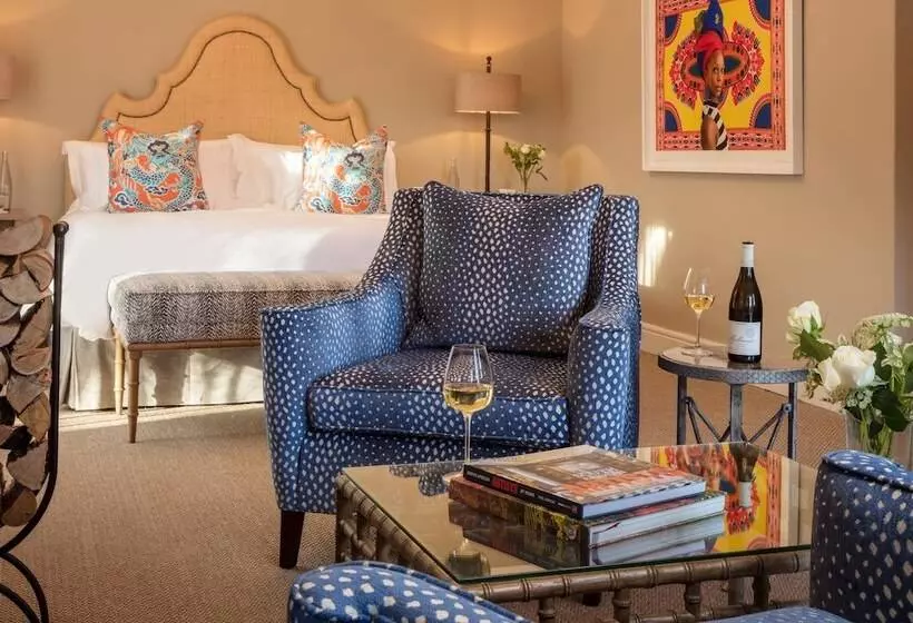 هتل Le Quartier Francais