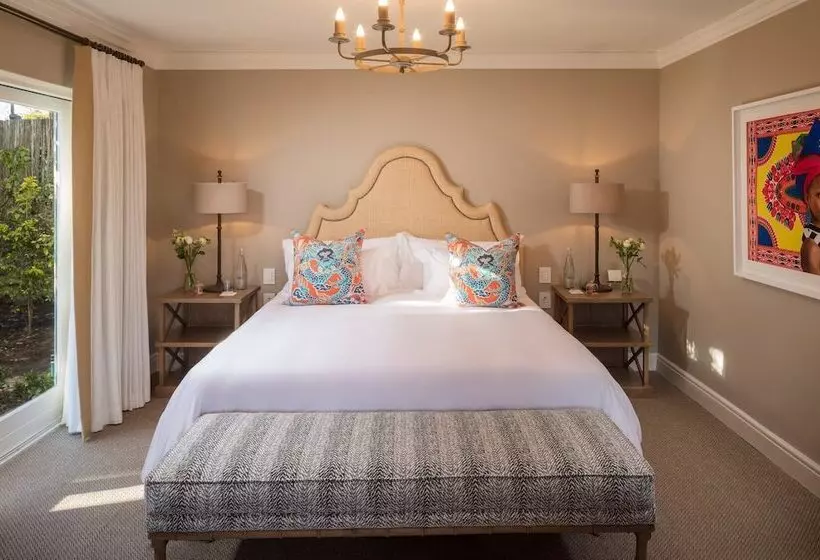 هتل Le Quartier Francais