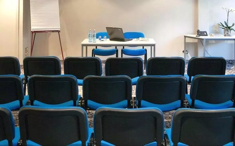 Logis Hotel Le Parc & Spa