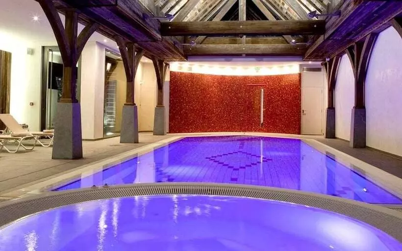 Logis Hotel Le Parc & Spa