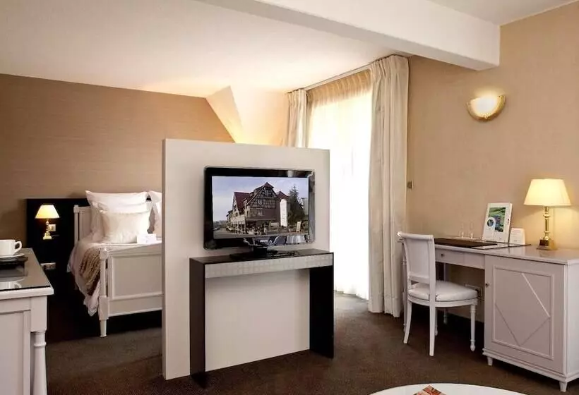 Logis Hotel Le Parc & Spa