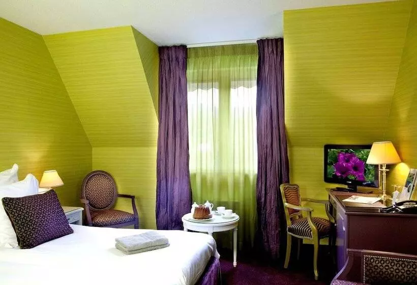 Logis Hotel Le Parc & Spa