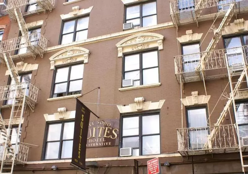 호텔 Off Soho Suites