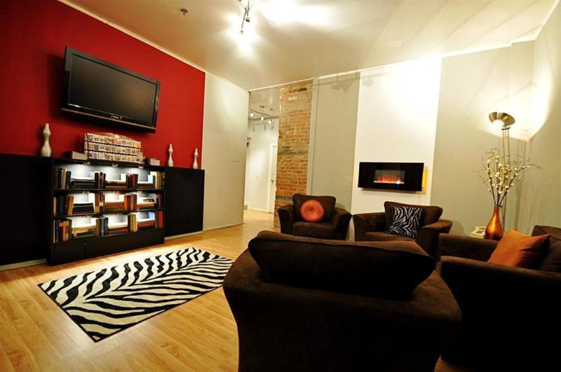 酒店 Off Soho Suites