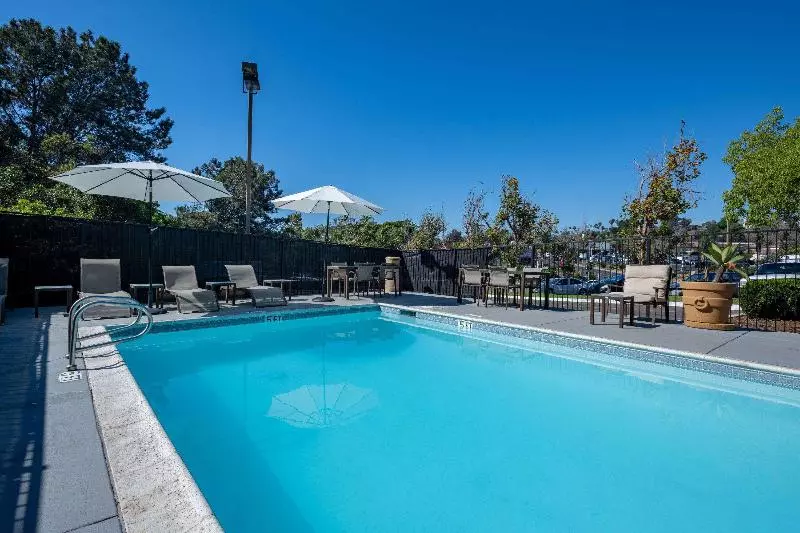 モーテル Days Inn By Wyndham Encinitas Moonlight Beach