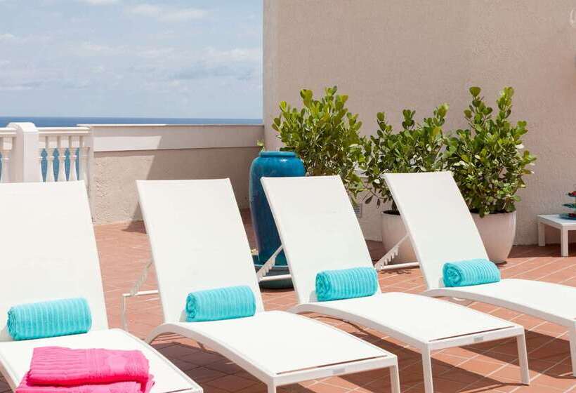 Pelican Grand Beach Resort, A Noble House Resort