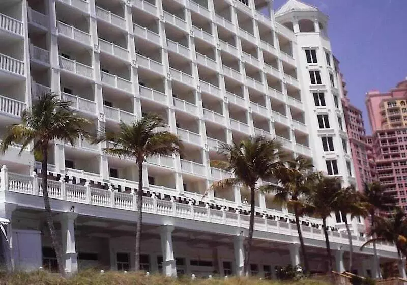 Pelican Grand Beach Resort, A Noble House Resort