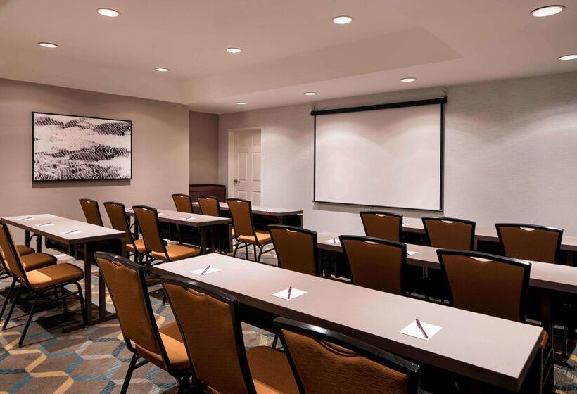 住所 Sonesta Es Suites Scottsdale Paradise Valley