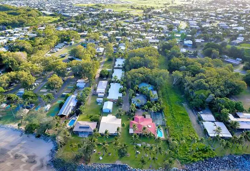 Comfort Resort Blue Pacific