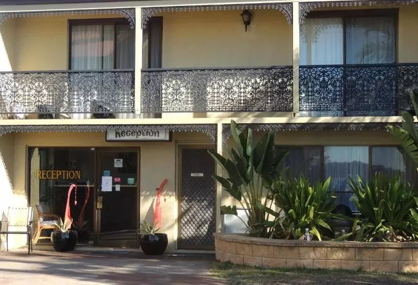 فندق Argyle Terrace Motor Inn