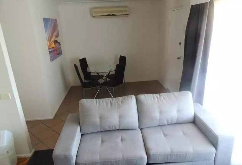 فندق Argyle Terrace Motor Inn