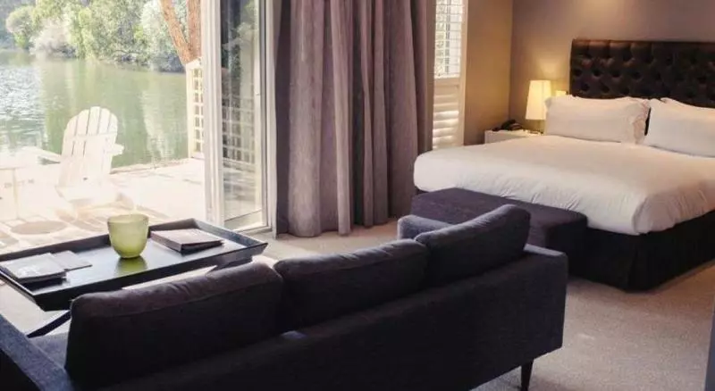 Отель Cape Lodge