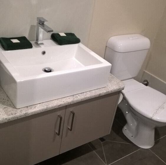 호텔 Moe Motor Inn   Contactless 24 Hour Checkinn Available