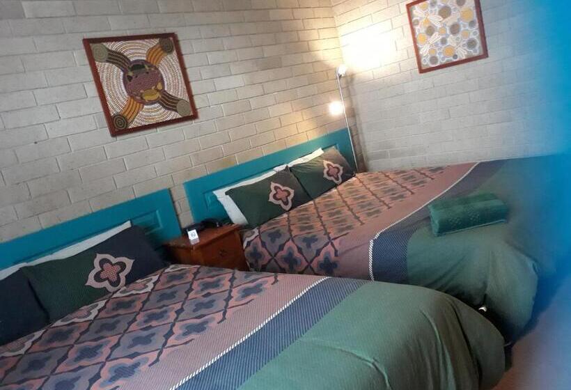 호텔 Moe Motor Inn   Contactless 24 Hour Checkinn Available