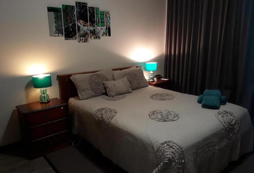 호텔 Moe Motor Inn   Contactless 24 Hour Checkinn Available