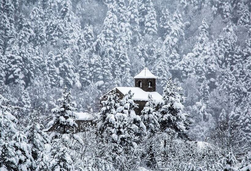 هتل NH Collection Andorra Palome