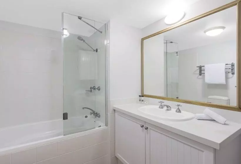 Oaks Gold Coast Calypso Plaza Suites