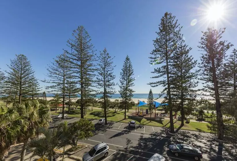 Oaks Gold Coast Calypso Plaza Suites