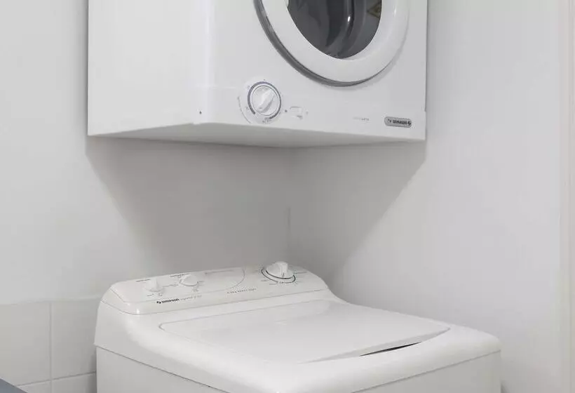 Oaks Gold Coast Calypso Plaza Suites