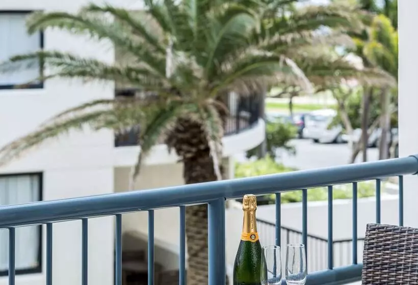 Oaks Gold Coast Calypso Plaza Suites