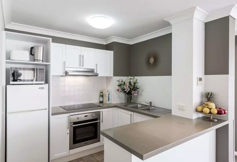 Oaks Gold Coast Calypso Plaza Suites