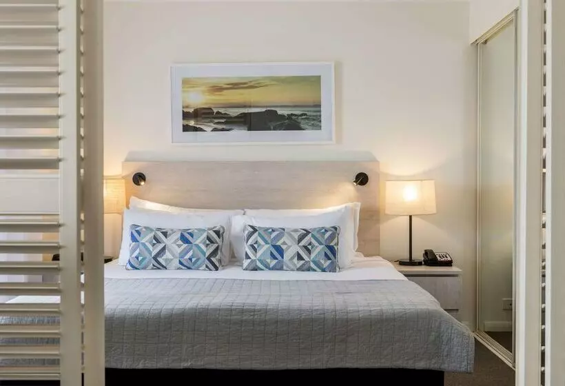 Oaks Gold Coast Calypso Plaza Suites