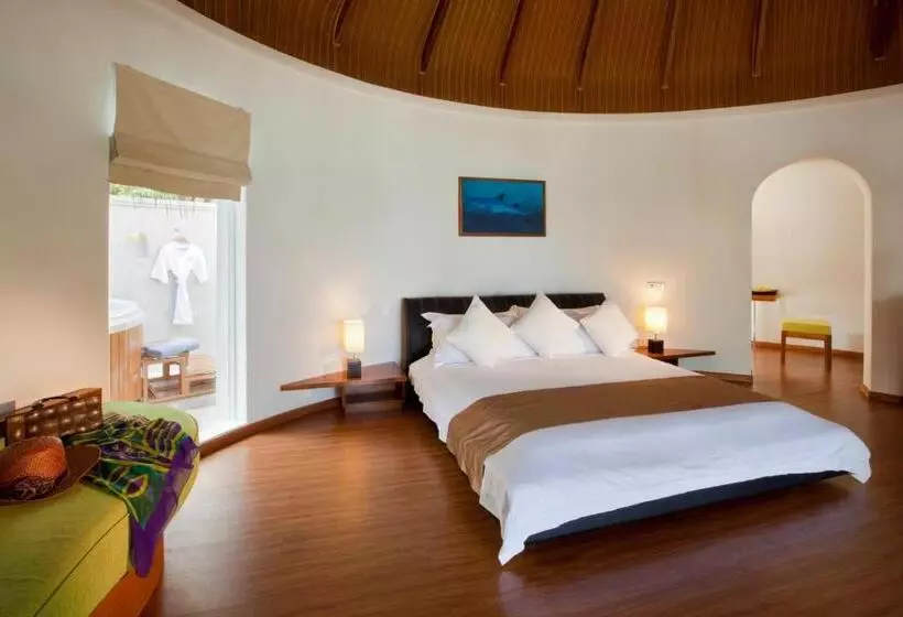 Resort Otel Kuramathi Maldives
