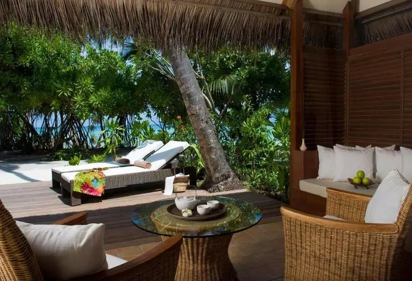 Resort Otel Kuramathi Maldives