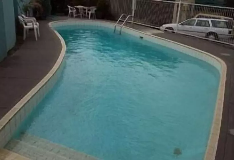 Отель Coburg Motor Inn