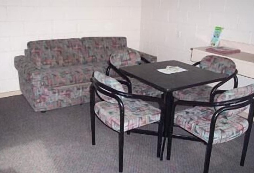 בית מלון כפרי Coburg Motor Inn