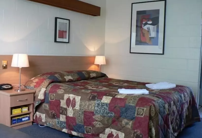 Отель Coburg Motor Inn