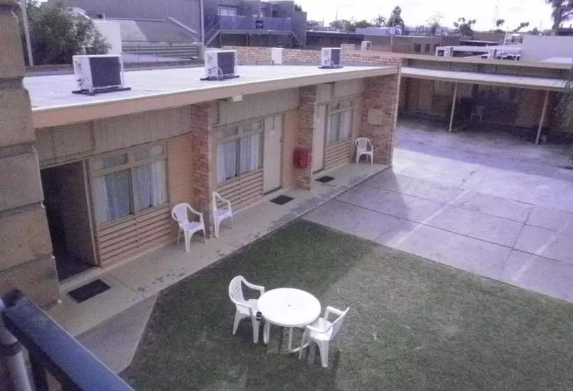 호텔 Kar Rama Motor Inn