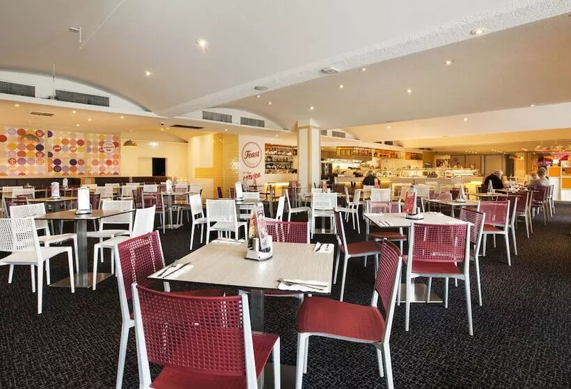 Nightcap At Ferntree Gully Hotel Motel