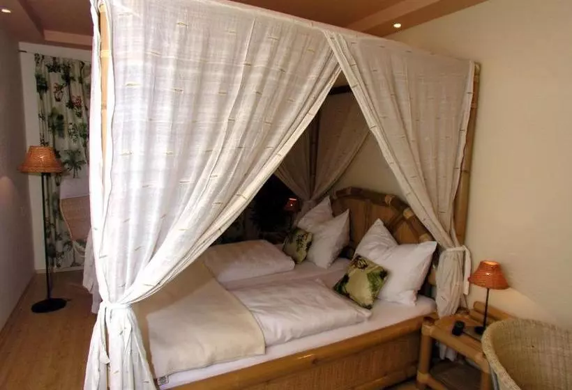 호텔 Restaurant Lauriacum