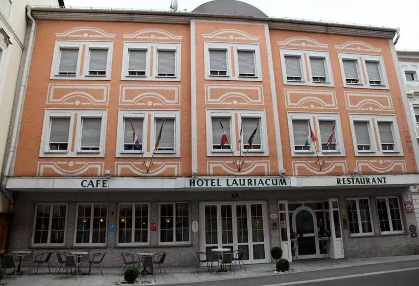 호텔 Restaurant Lauriacum