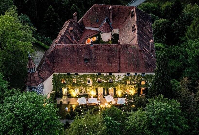 فندق Schloss Ernegg