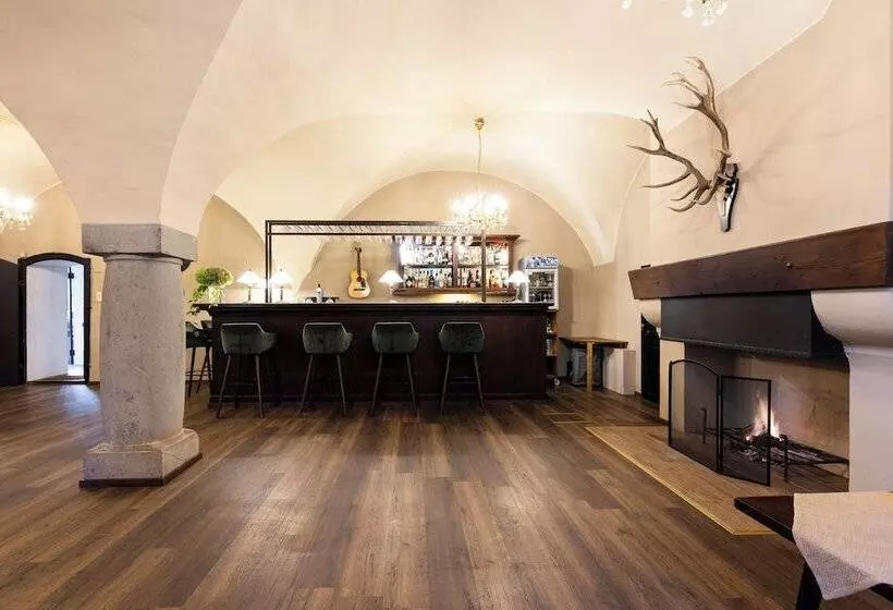 호텔 Schloss Ernegg