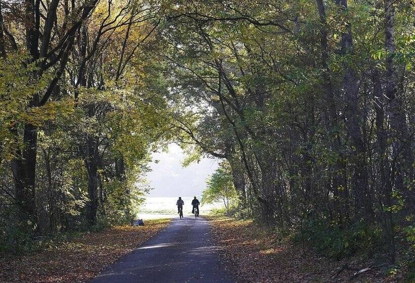 فندق Schloss Ernegg