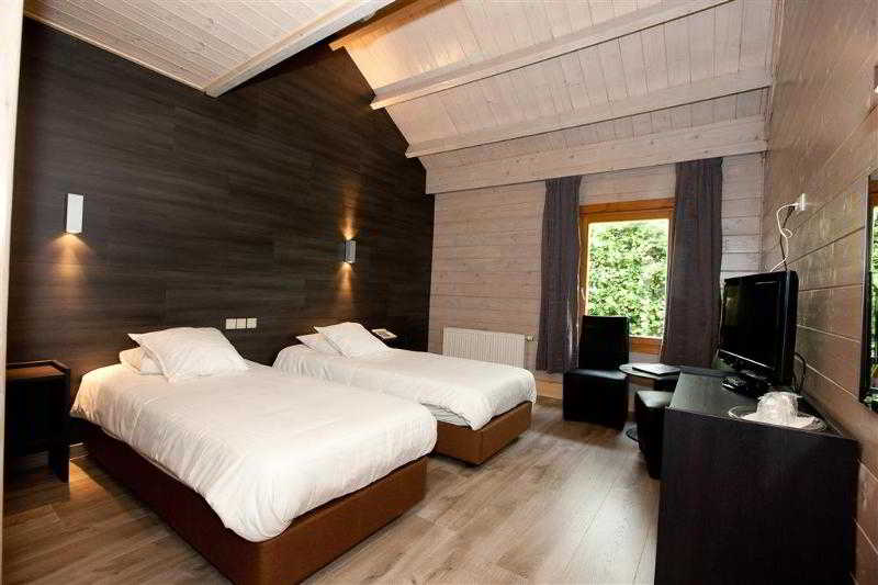 هتل Flanders Lodge