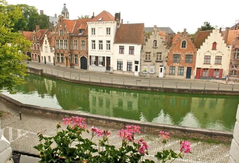 בית מלון כפרי Ter Duinen