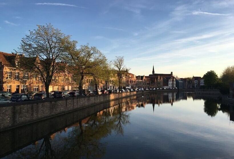 בית מלון כפרי Ter Duinen