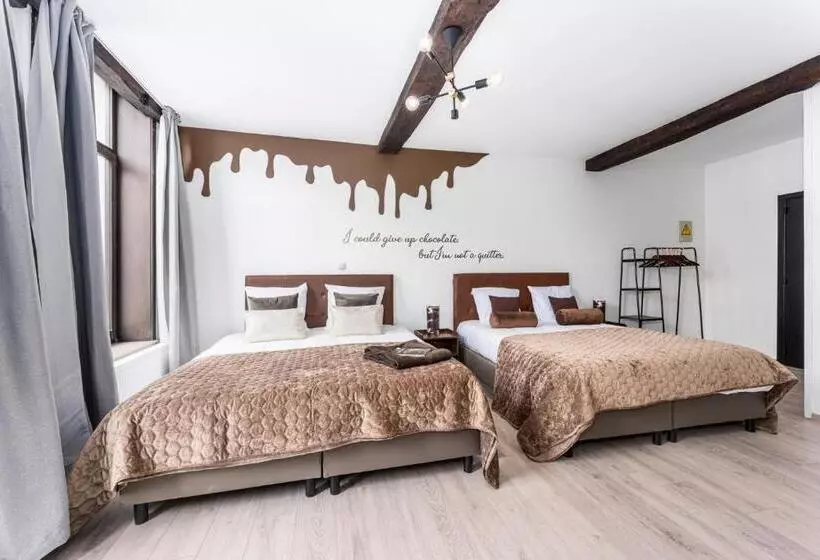 Hotel The Chocolate Suites